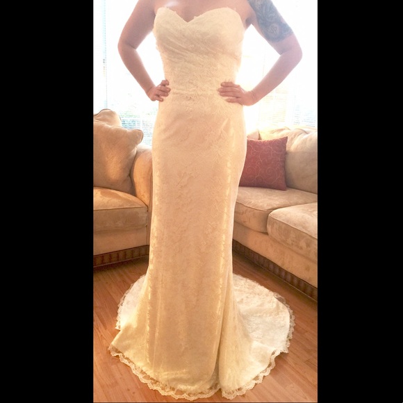 NWT Unaltered Ivory Lace Strapless Wedding Dress - Picture 5 of 10